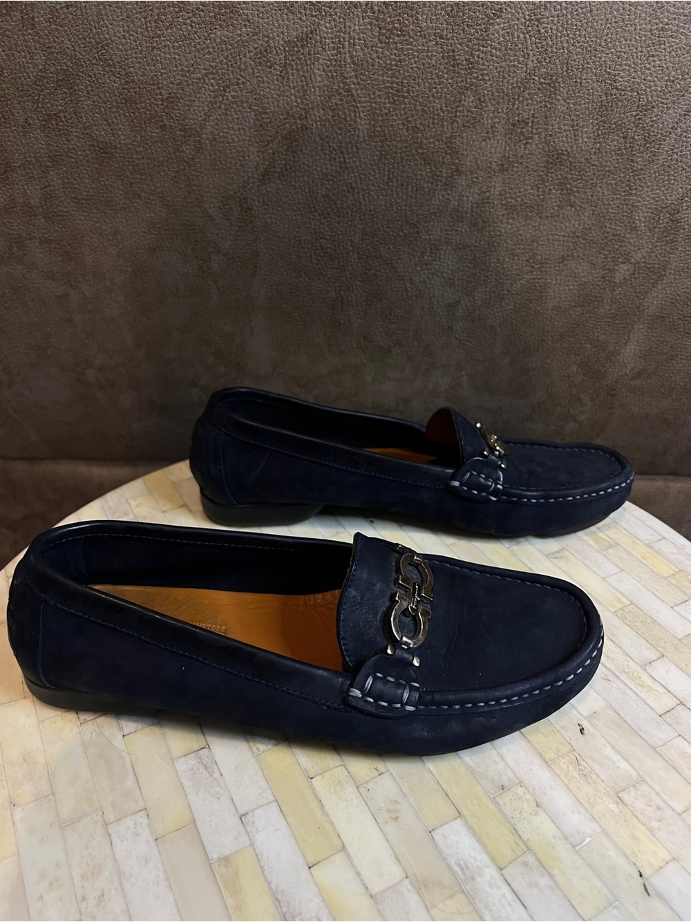 Ferragamo Women’s Navy Leather Loafers with Metal Bit - Picture 4 of 7